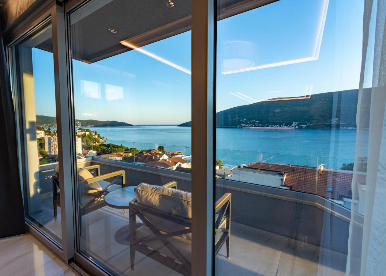 Garni Hotel Kruso Herceg Novi Exteriér fotografie